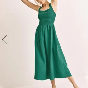 Splendid Green Midi Dress